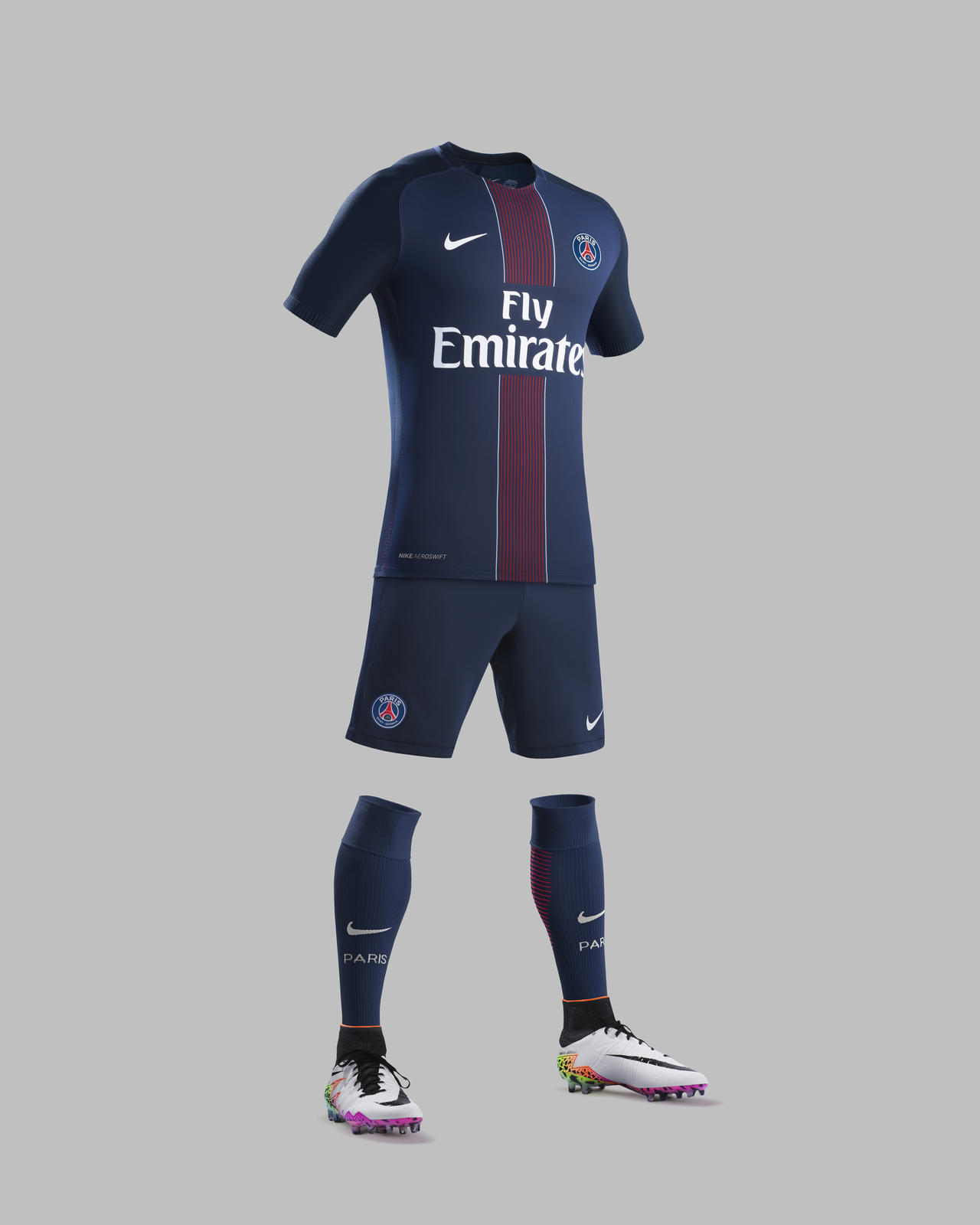 Kit domicile PSG 2016-17 Nike 