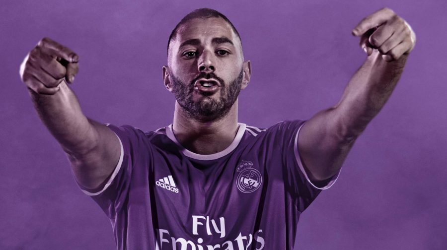 Maillot extérieur du Real Madrid présenté par Benzema